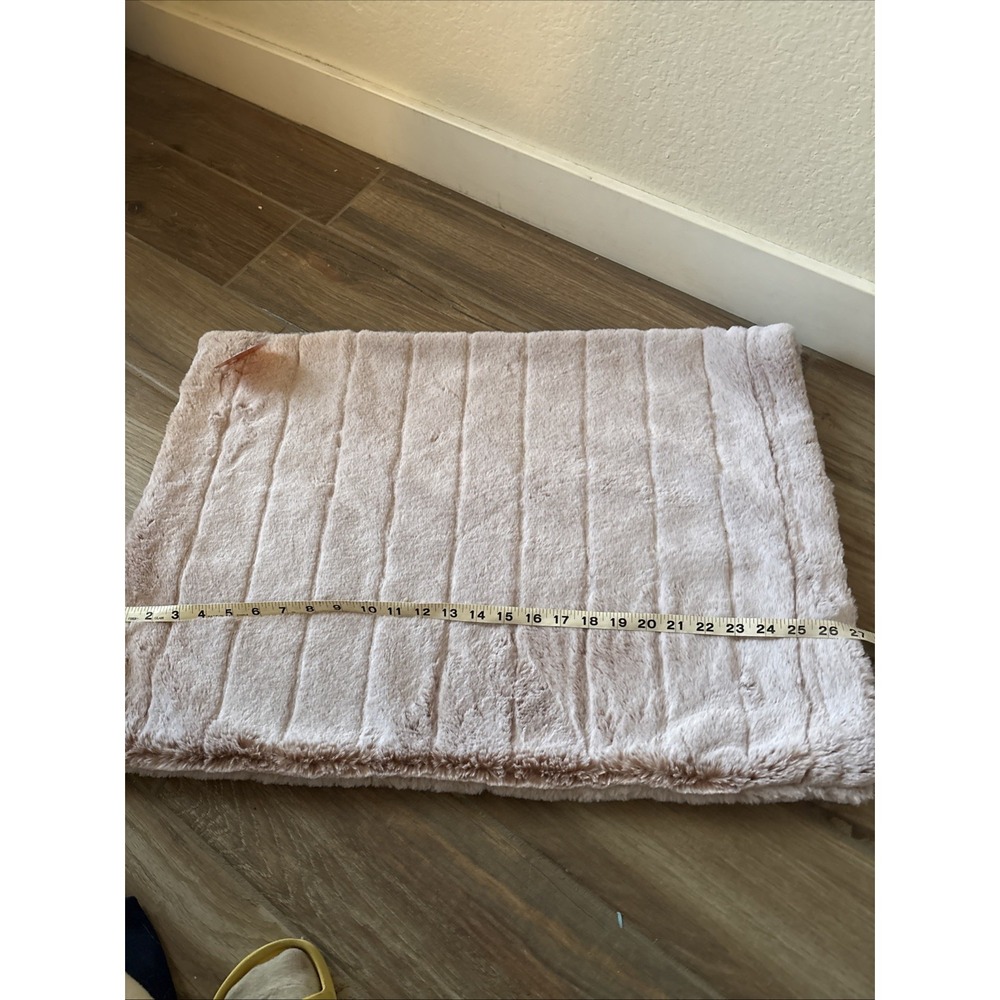 Minky Couture Genuine Tan White plush ultra soft Pillow Case 26.5" x 19.5" - Picture 4 of 6